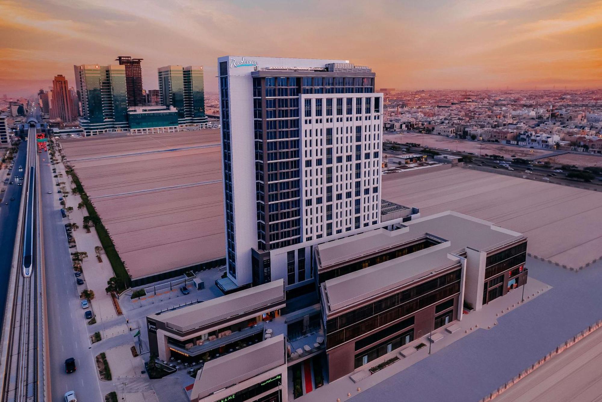 Radisson Hotel & Residence Riyadh Olaya Eksteriør billede